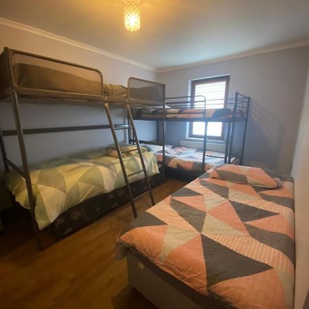 Dublin Airport Big Rooms With Bathroom Outside Room - Kitchen Only 7 Days Reservation Bagian luar foto