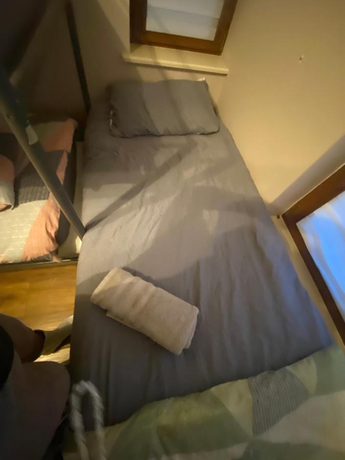 Dublin Airport Big Rooms With Bathroom Outside Room - Kitchen Only 7 Days Reservation Bagian luar foto
