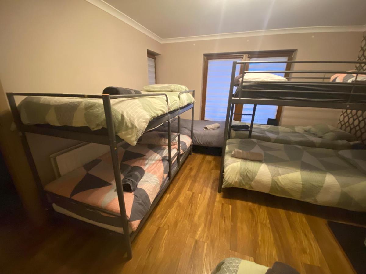 Dublin Airport Big Rooms With Bathroom Outside Room - Kitchen Only 7 Days Reservation Bagian luar foto