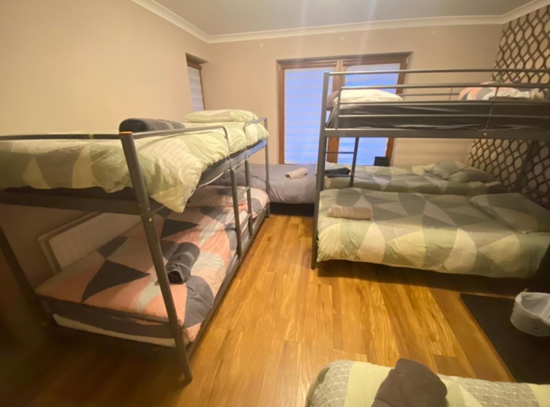 Dublin Airport Big Rooms With Bathroom Outside Room - Kitchen Only 7 Days Reservation Bagian luar foto